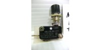 Omron V-10-3C28 micro switch 